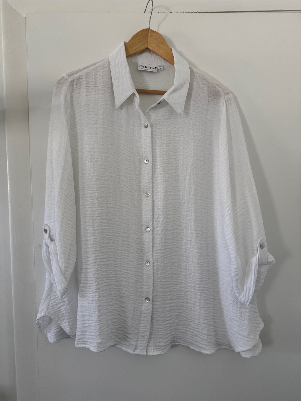 Habitat White Textured Button-Down Tunic Top size Medium